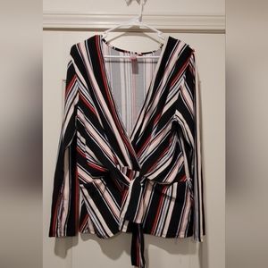 No Boundries cute top! XXXL